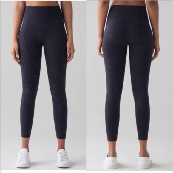 lululemon athletica Pants - NWT Lululemon Free to Flow 7/8 Tight Black. Size 4